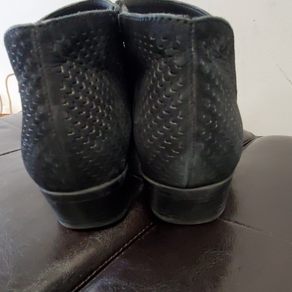 Lucky Brand booties. WS3 - Picture 3 of 4